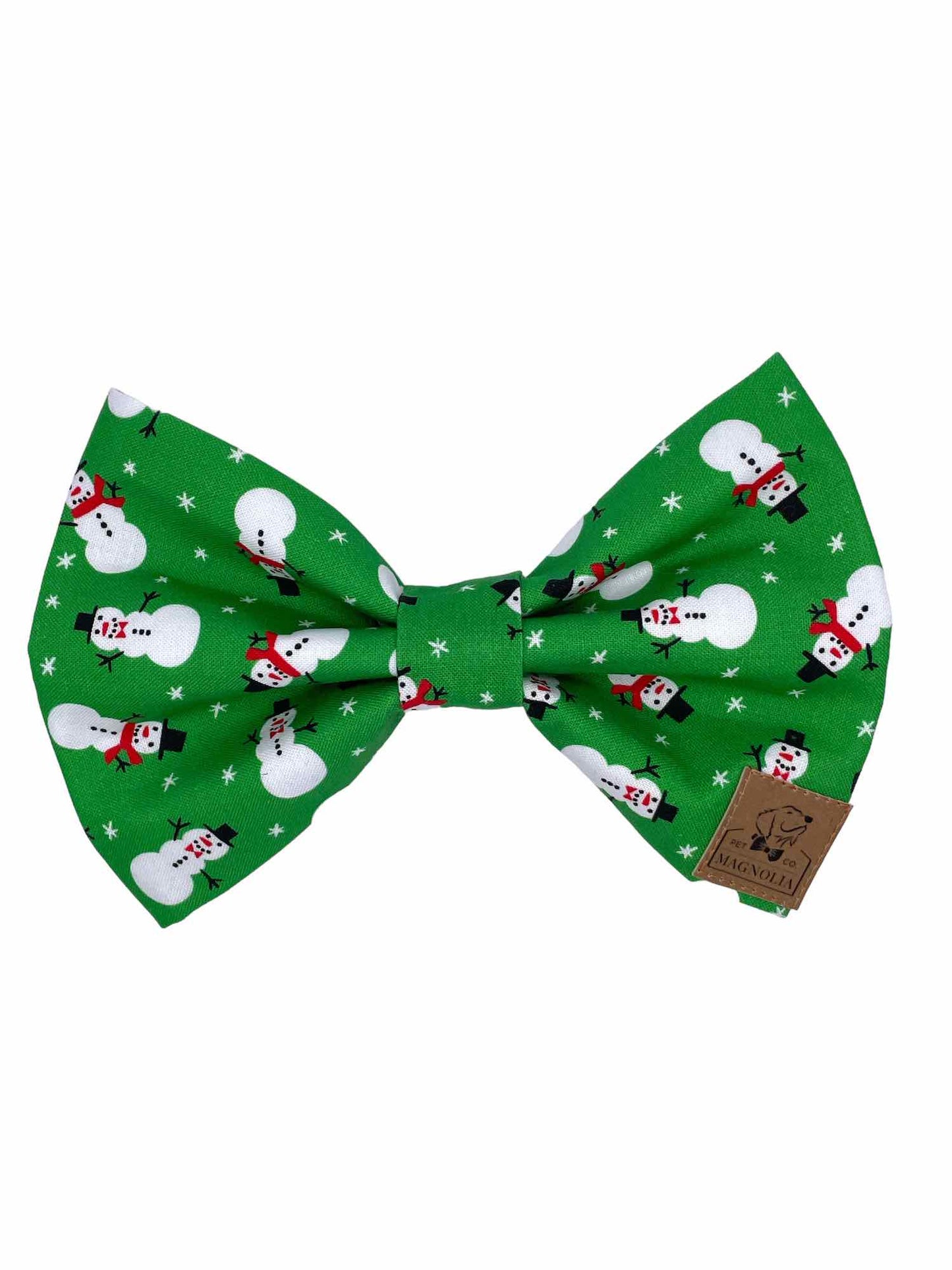 his festive accessory features a bright green fabric adorned with cheerful snowmen, each wearing a classic red scarf and a black hat