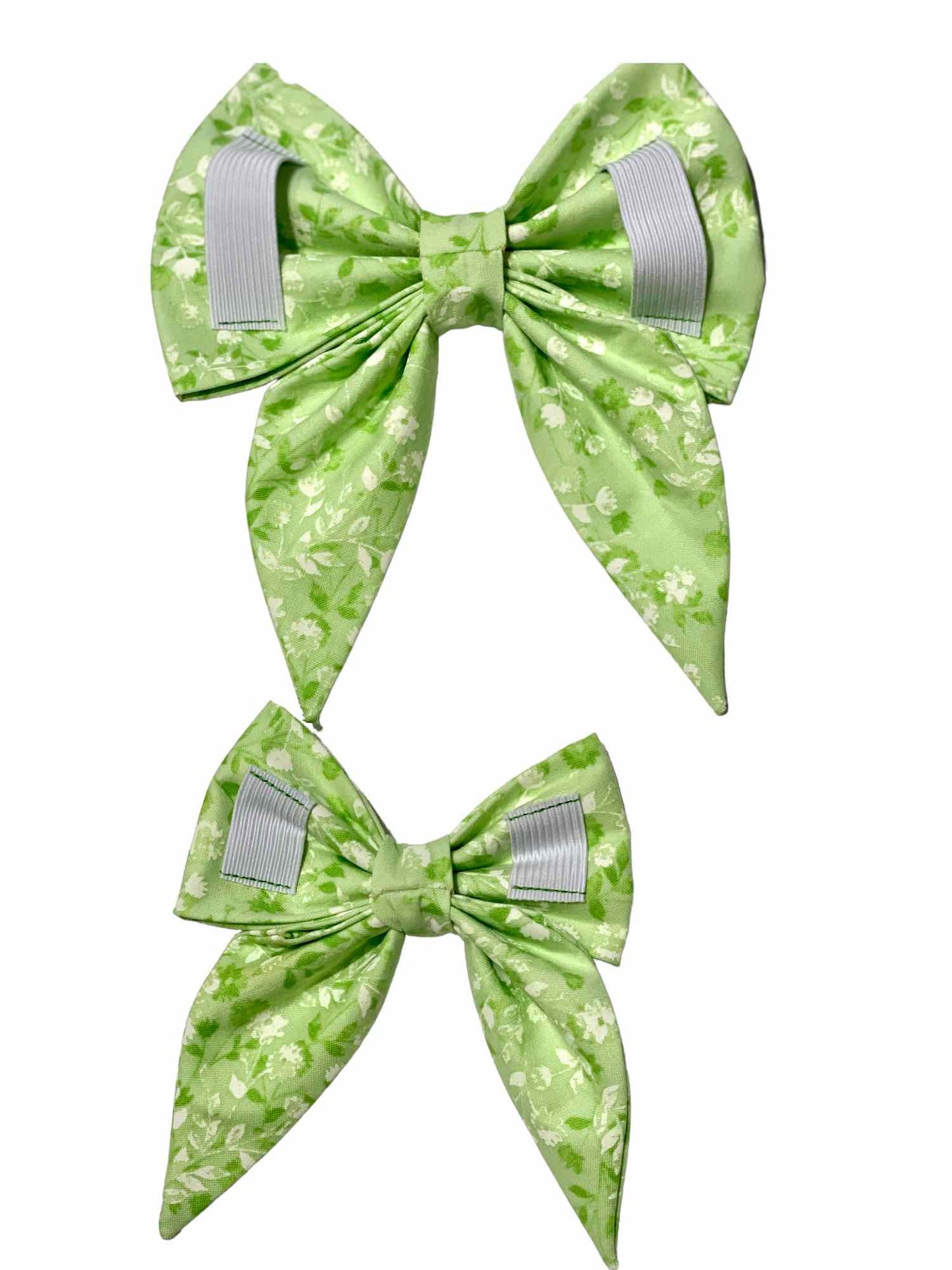St. Patrick's Day March Green Floral Dog Bow
